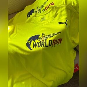 2x1 HIS-HERS T-SHIRTS PUMA REDBULL WINGS FOR LIFE RUN 2017 FREE WATER BOTTLE